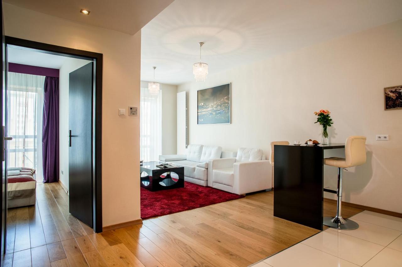 Platinum Towers Luxury Apartments 华沙 外观 照片